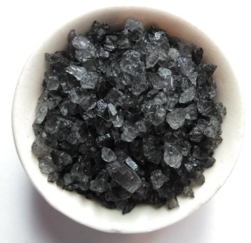 10 x 10g packs of Witches Black Salt